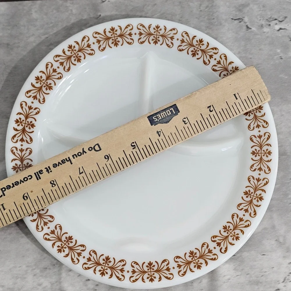 Vintage Pyrex Brown Old Town Divided Dinner Plate 701-21 Milk Glass 9.5 inch